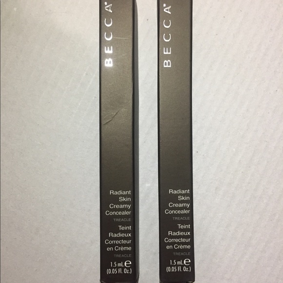 Becca Concealer - Picture 1 of 2